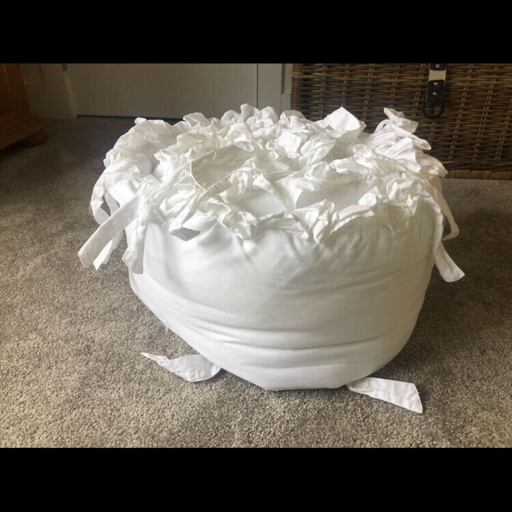 Pottery Barn crib bumper